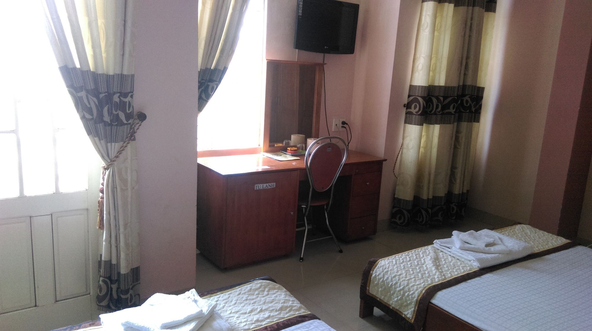 Фото Honey Hotel