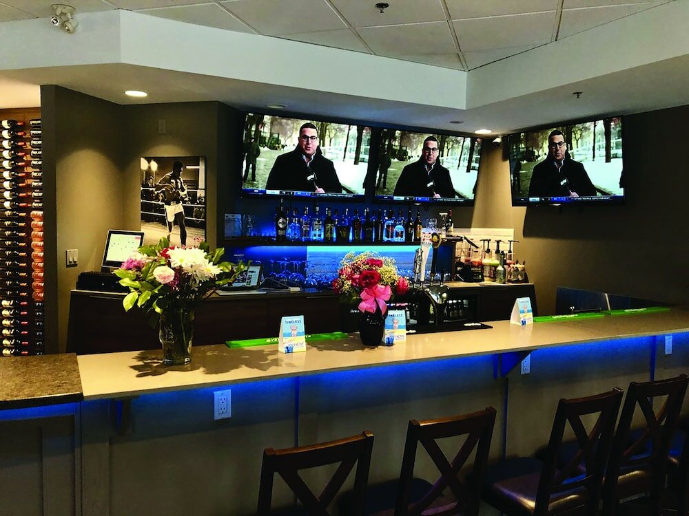 Фото Comfort Inn West