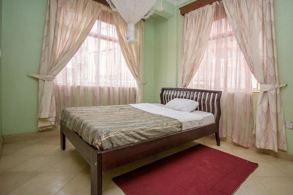 Фото Makerere Serene Hotel