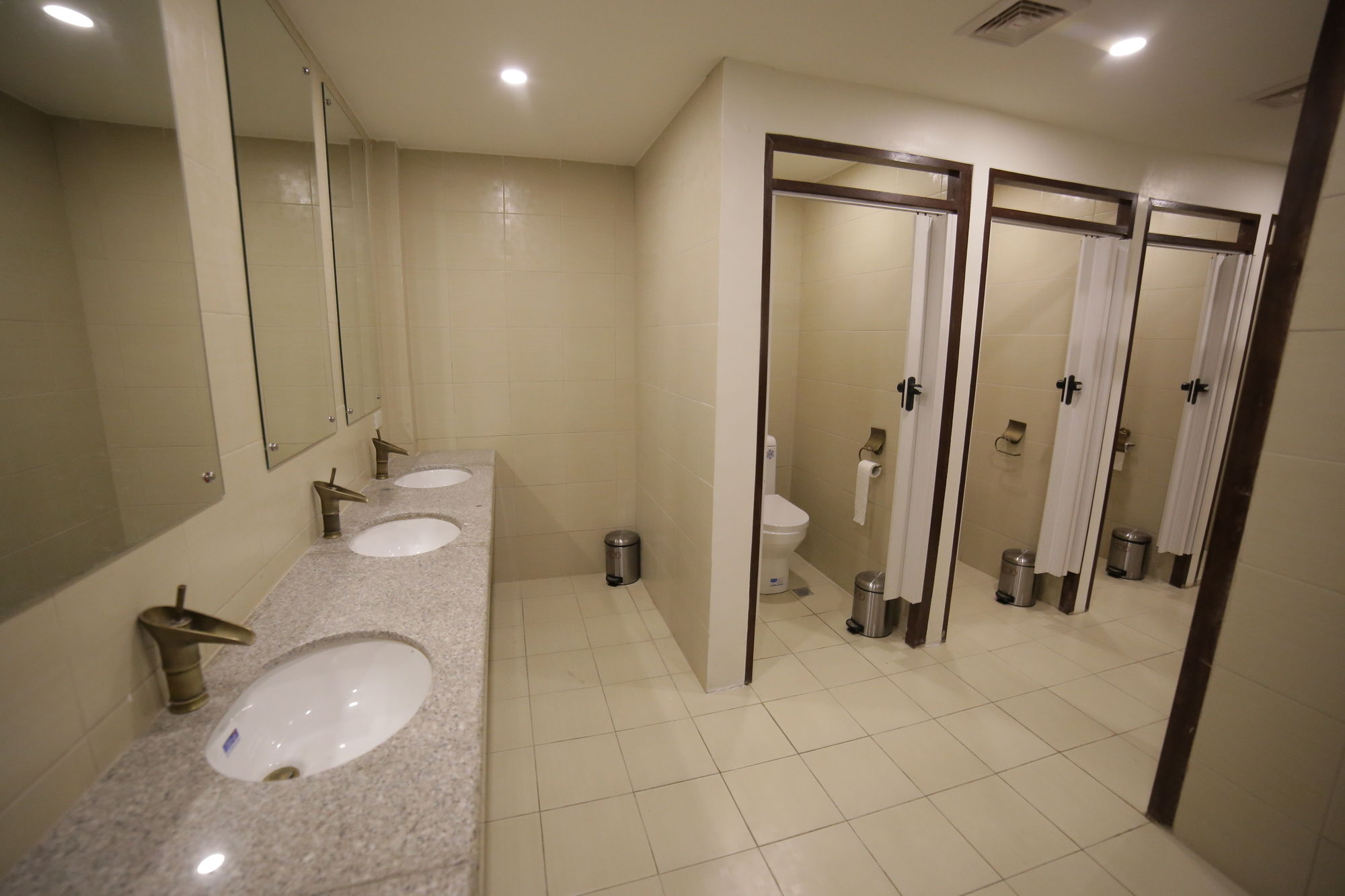 Фото Tambayan Capsule Hostel