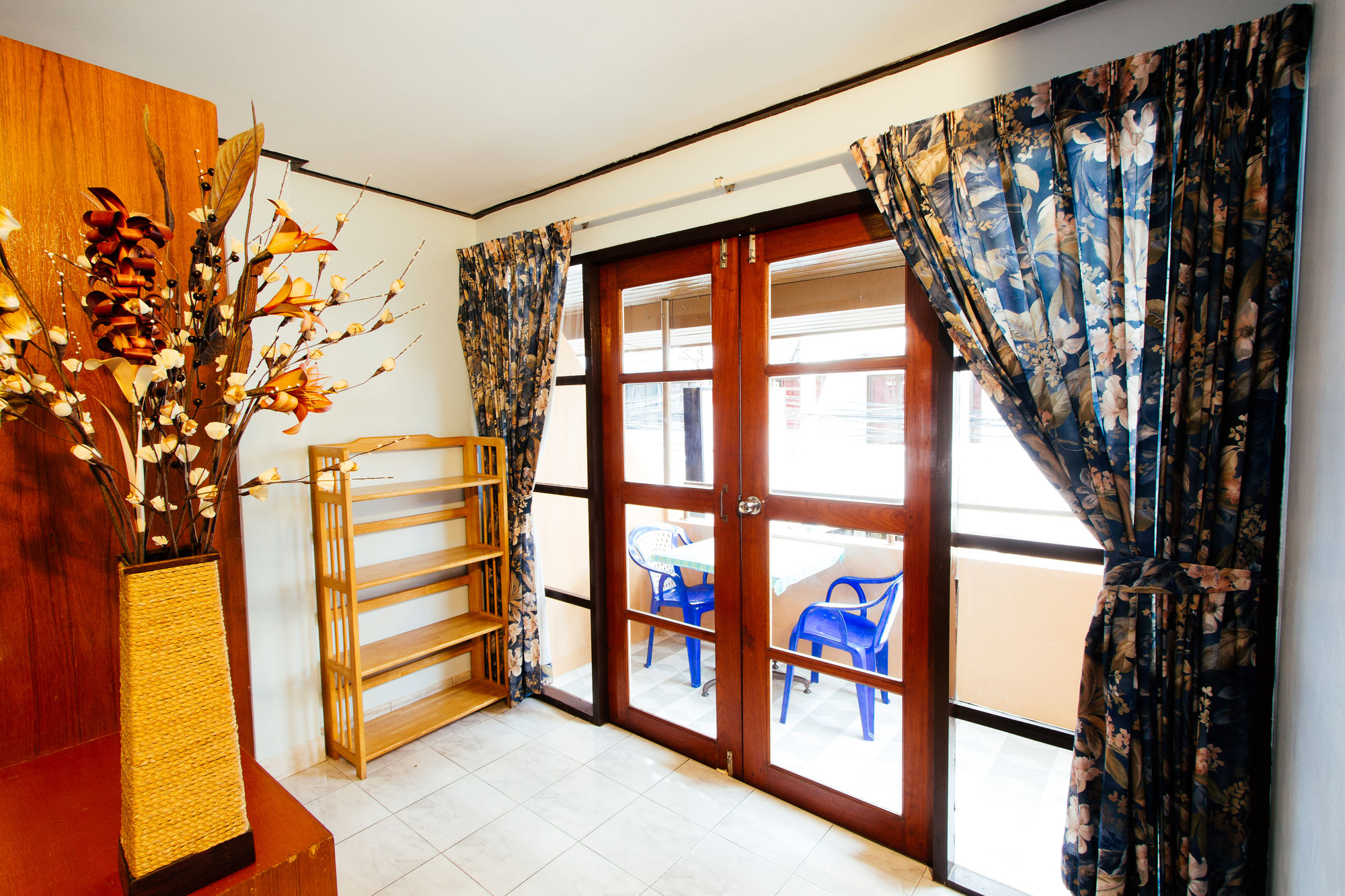 Фото Thipurai Beach Hotel Annex