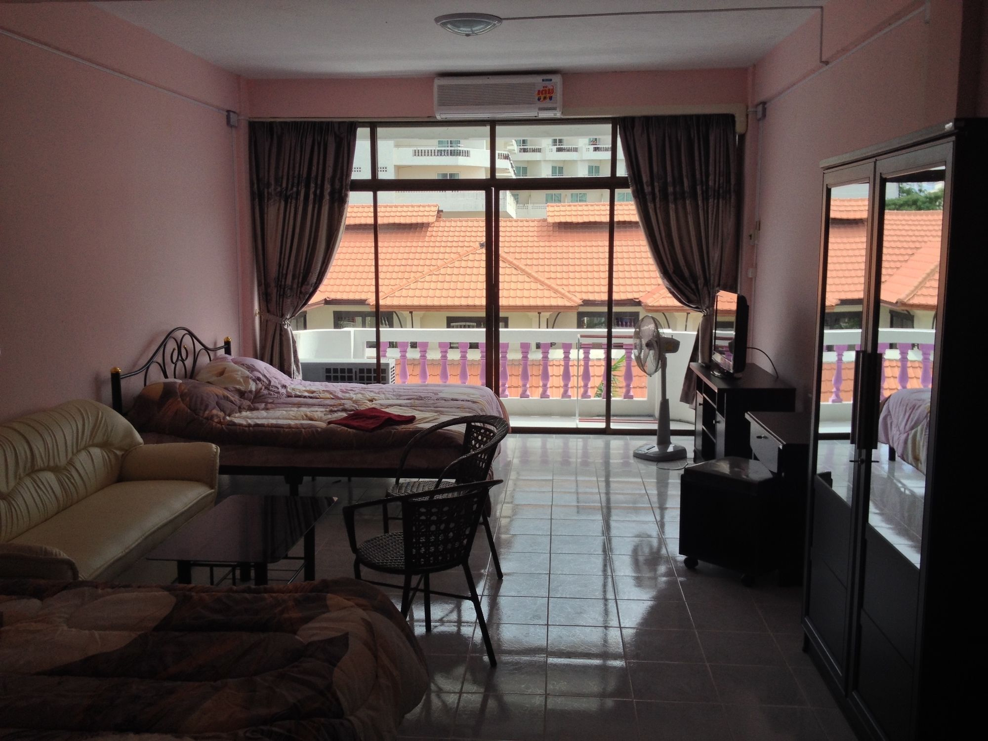 Фото Artem's Guest House