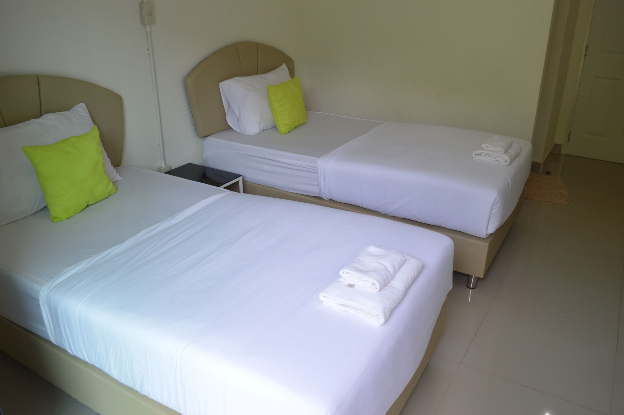 Фото Sunee Boutique Hotel