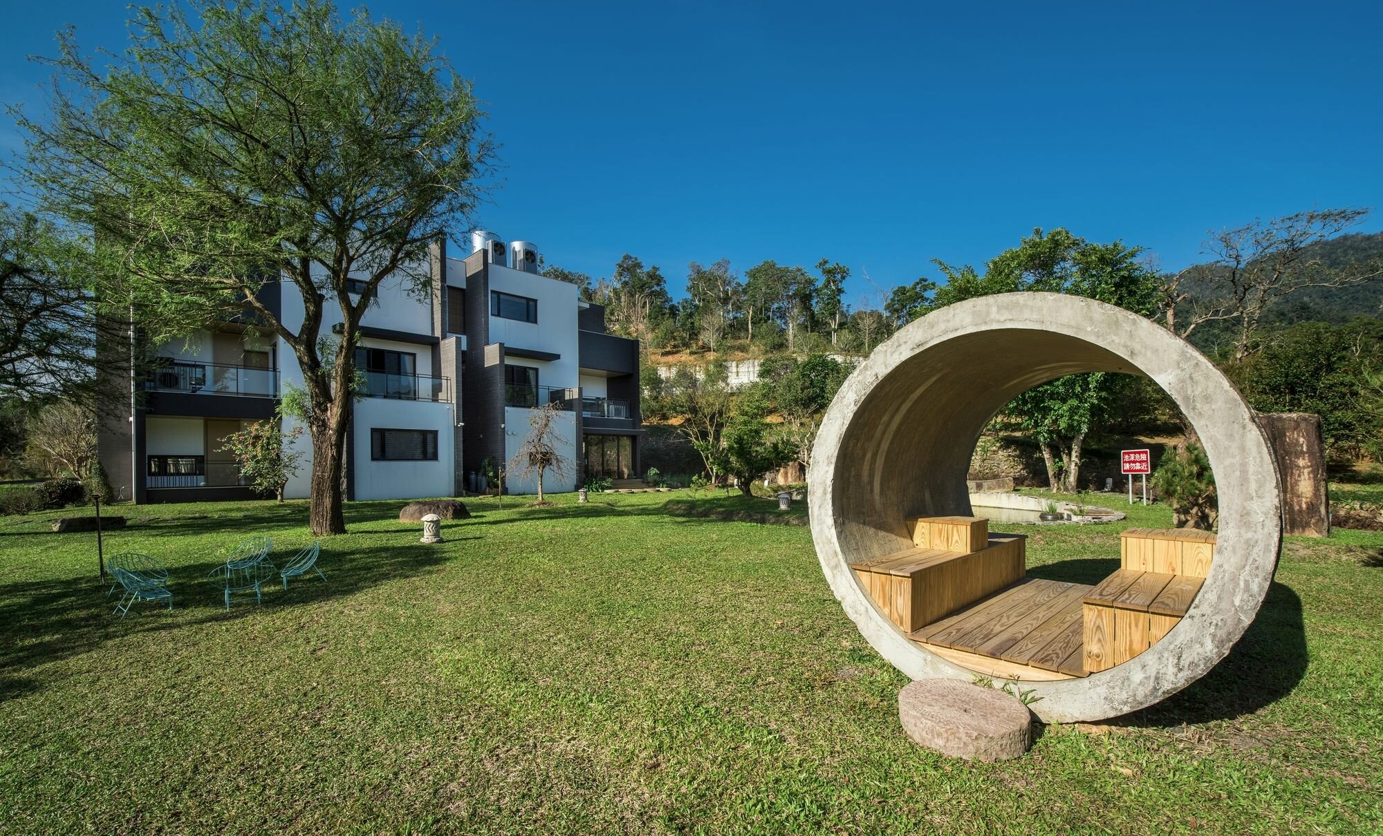 Фото отеля 4