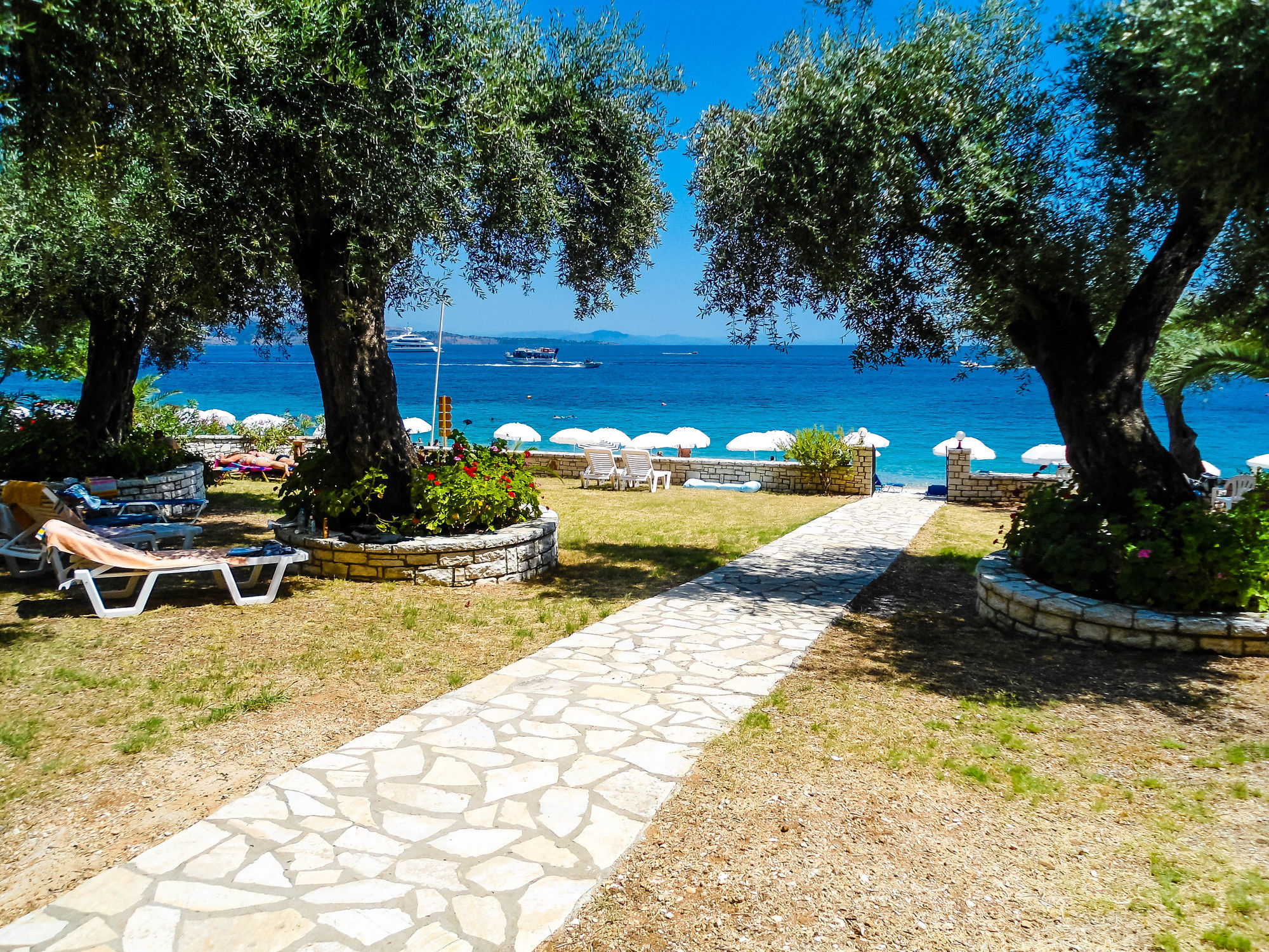 Фото Nissaki Bay