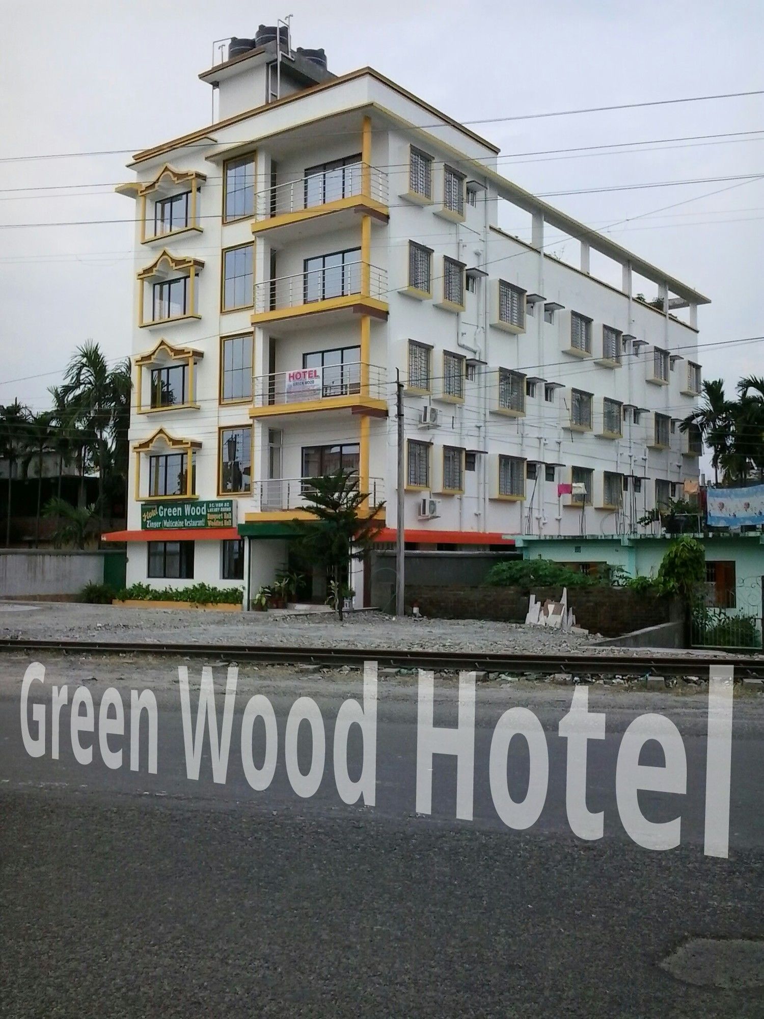 Фото отеля 1