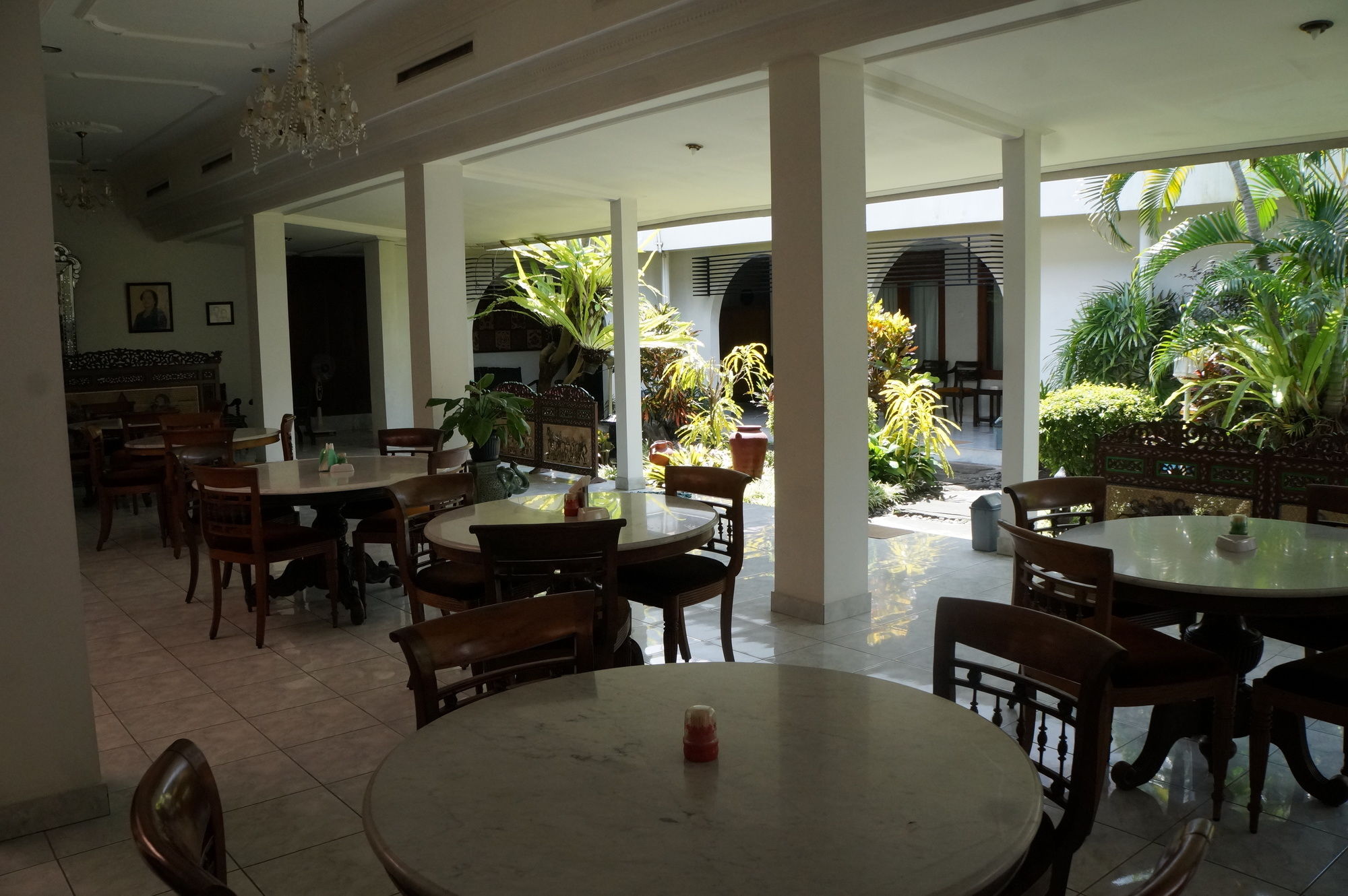 Фото Hotel Kirana