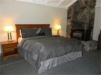 Фото Carmel Resort Inn