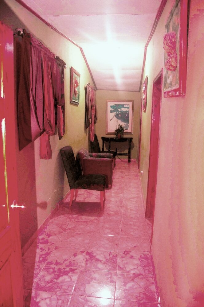 Фото La Maison Hotel