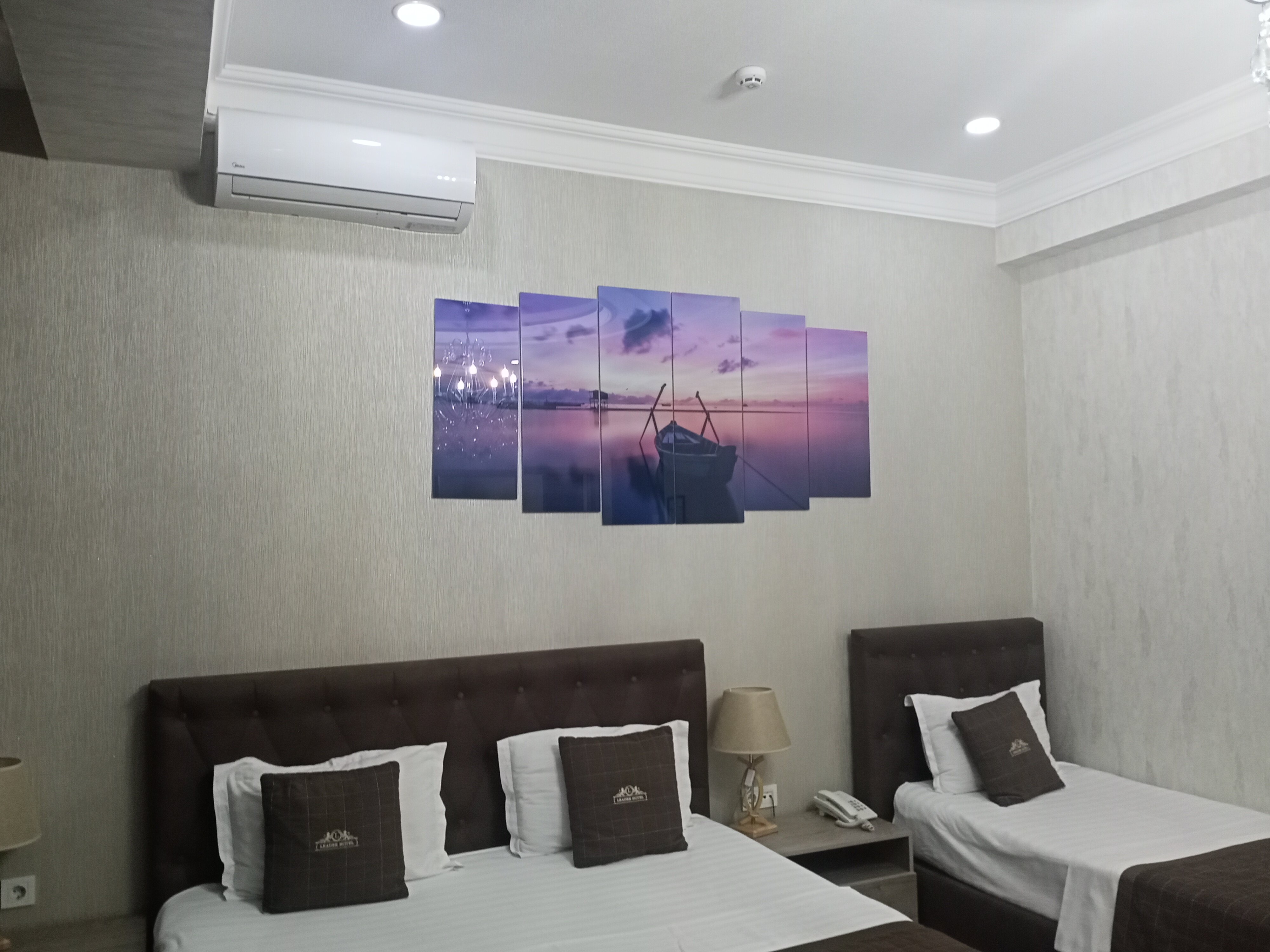 Фото Leader Hotel