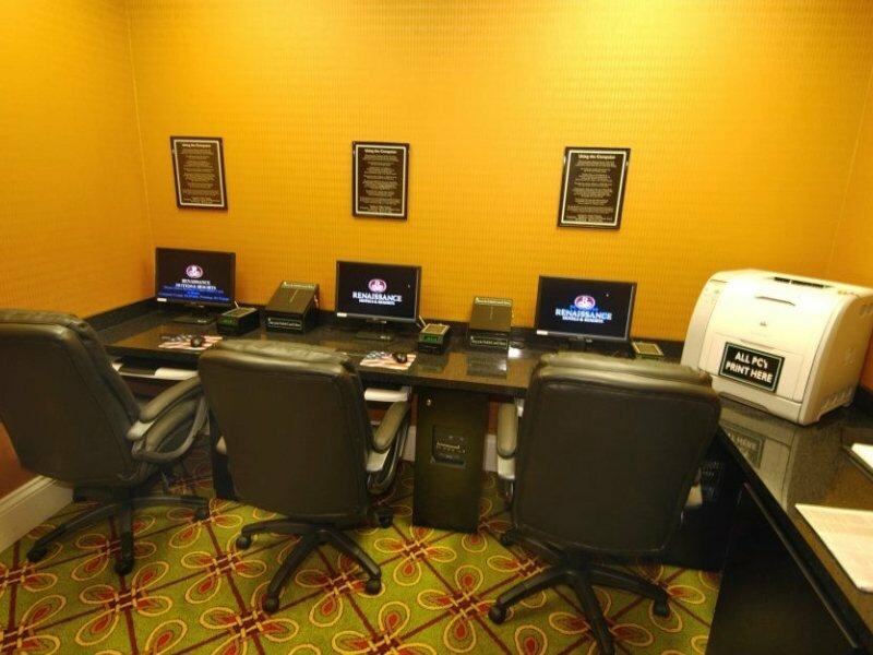 Фото Renaissance Orlando Airport Hotel by Marriott