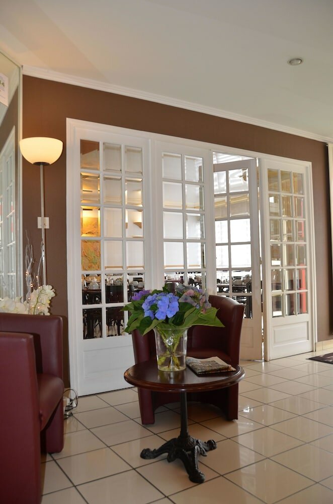 Фото Brit Hotel Cherbourg Octeville