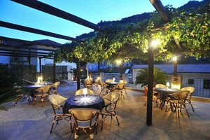 Гостиница Villa Adriana B&b в Амальфи