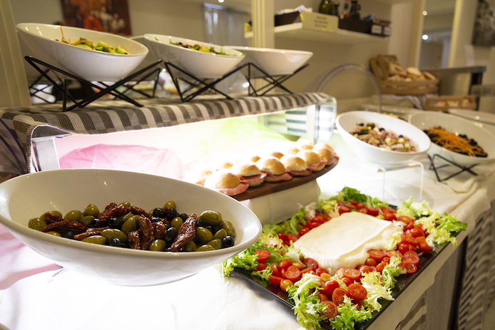 Фото Ih Hotels Roma dei Borgia