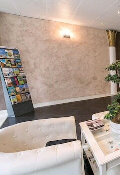 Фото Le Trianon Arcachon