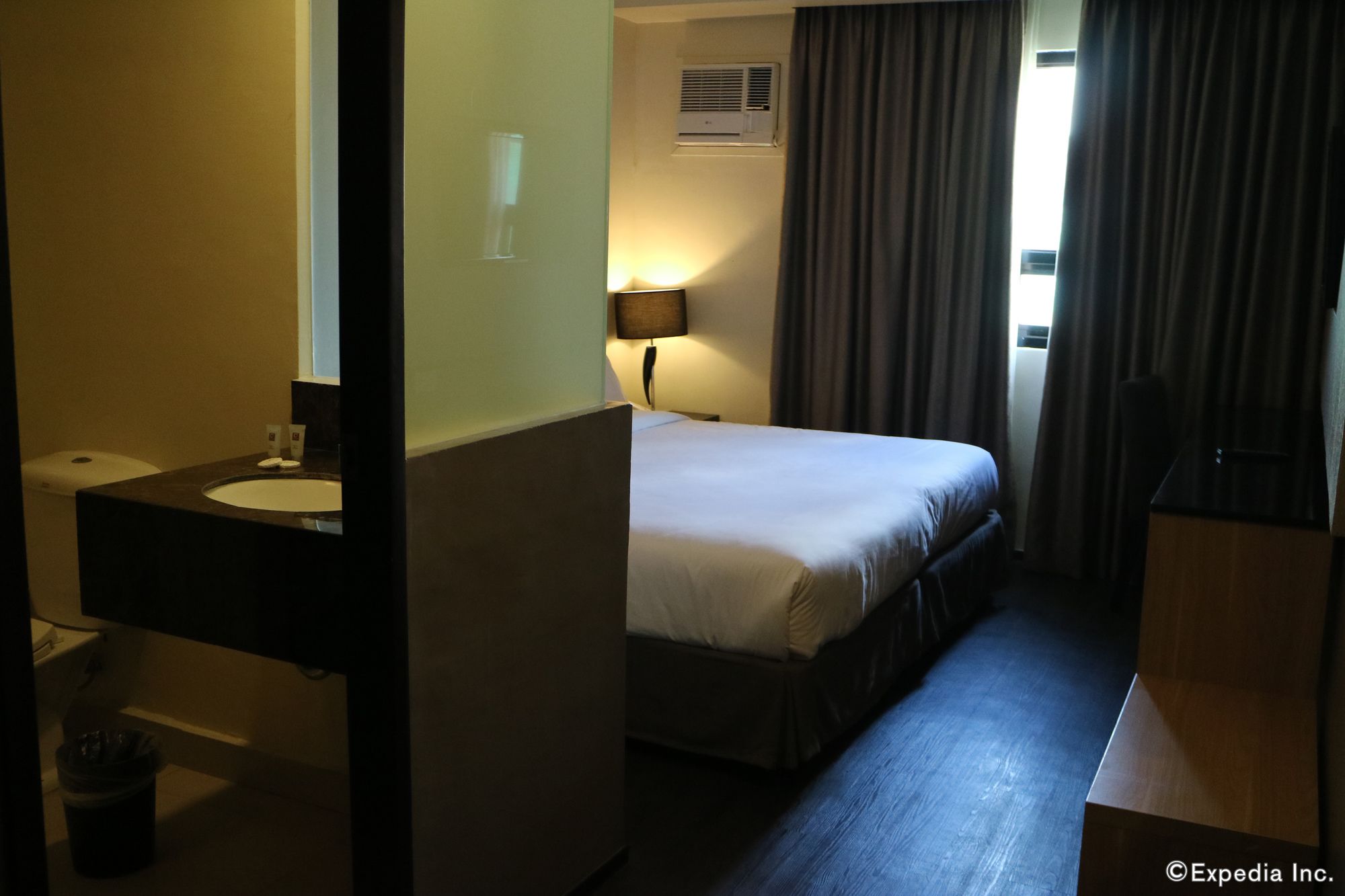 Фото Gt Hotel Iloilo