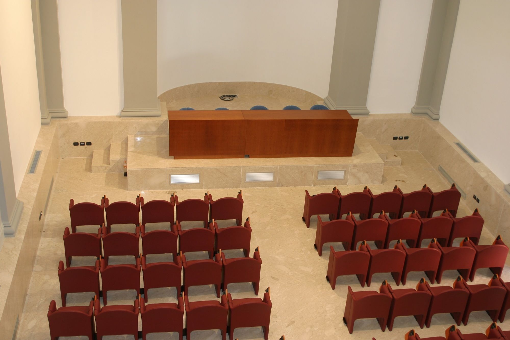 Фото Camplus Guest Catania