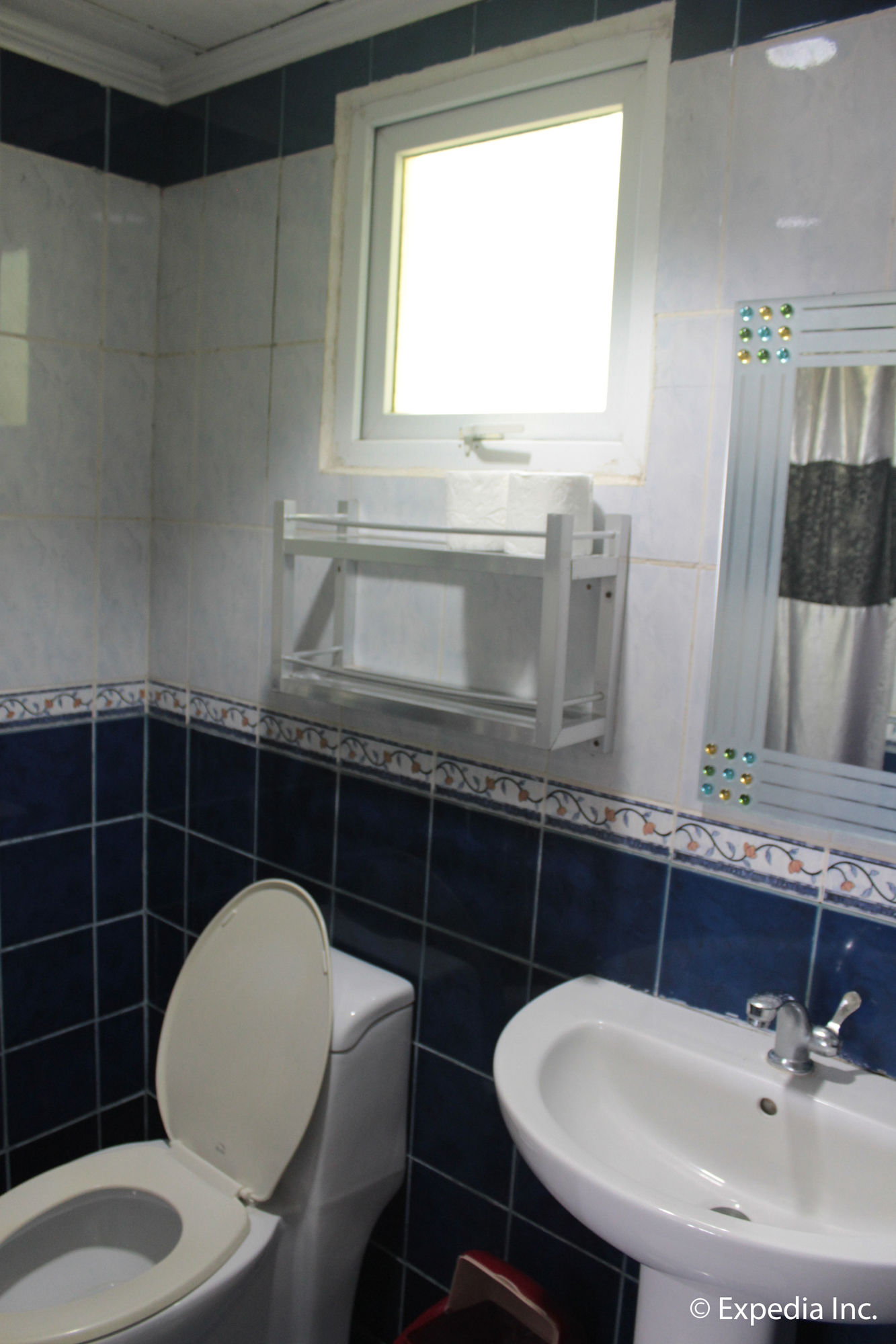 Фото Blue Rock Beach Resort