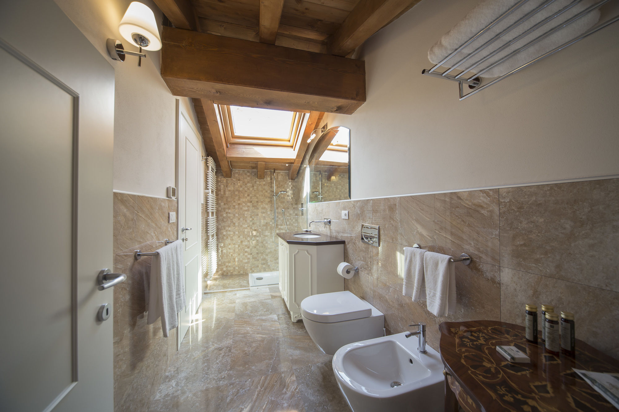 Фото Lady Capulet Apartments