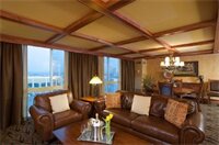 Фото Crowne Plaza Tulsa - Southern Hills