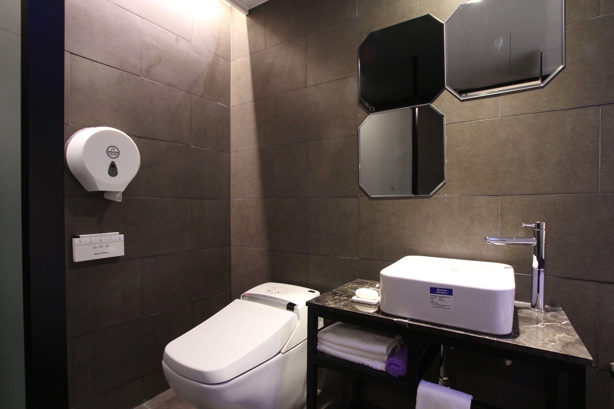 Фото 2 Heaven Hotel Seogu