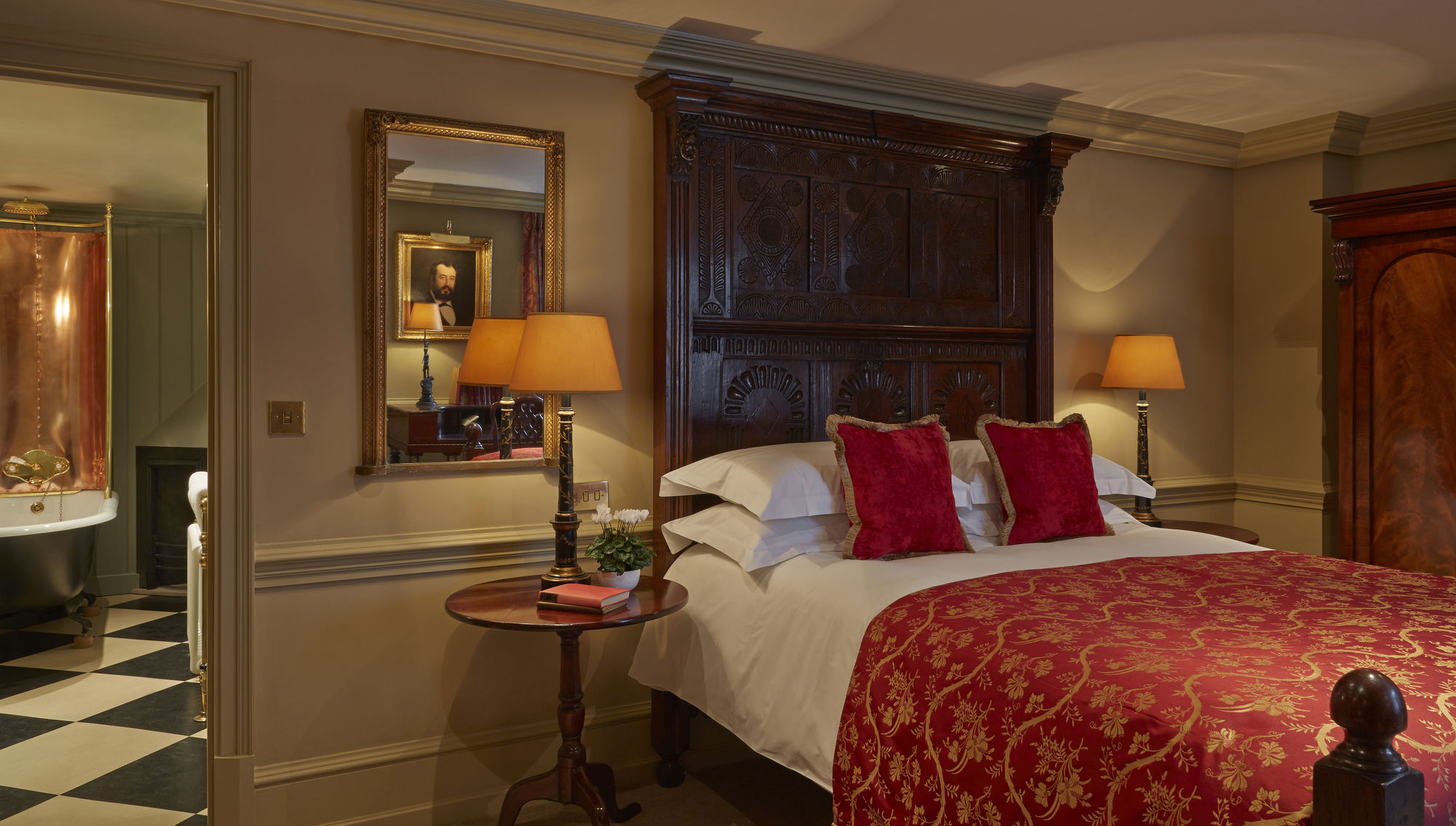 Фото Batty Langley's