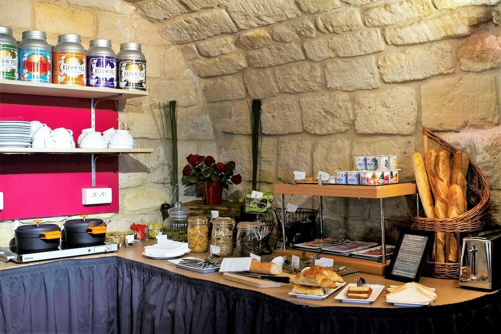 Фото Hôtel du Théâtre by Patrick Hayat