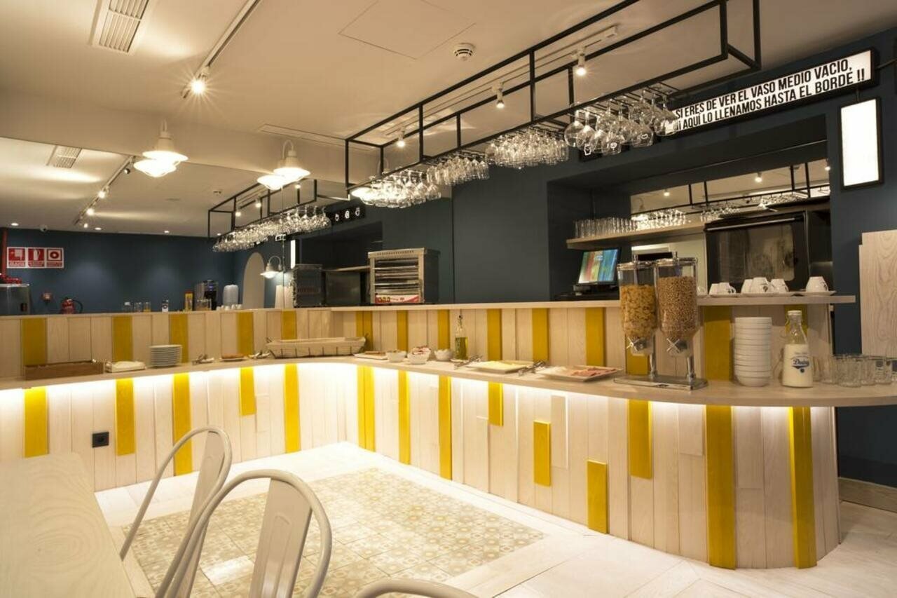 Фото U-Sense For You Hostel Sevilla