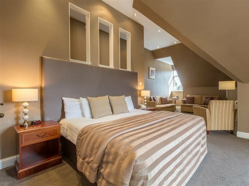 Фото Sherbrooke Castle Hotel