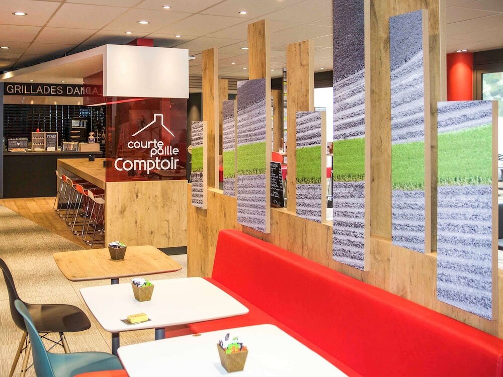 Фото Ibis Marseille Timone