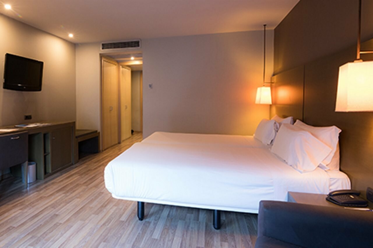 Фото Nh Andorra la Vella