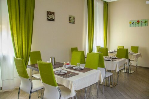 Гостиница Mia Suites