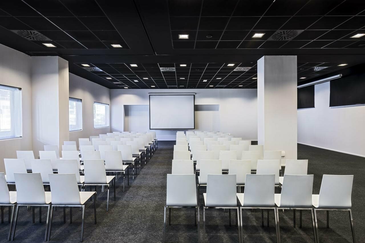 Фото Hotel Zentral Castellana Norte