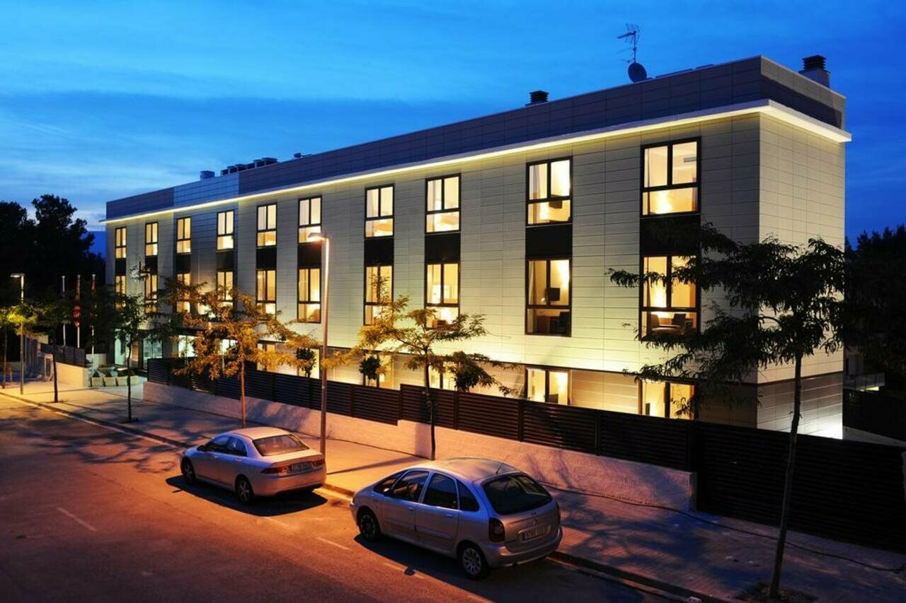 Фото отеля 2