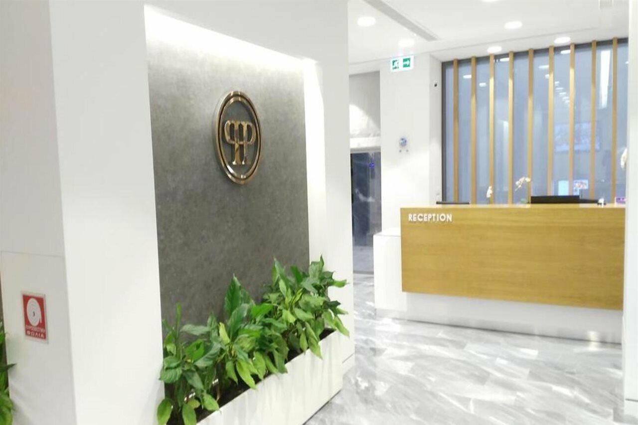 Фото Piraeus Port Hotel