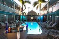 Фото Camelot Beach Suites