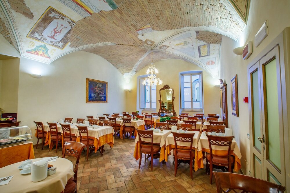 Фото Hotel Fortuna