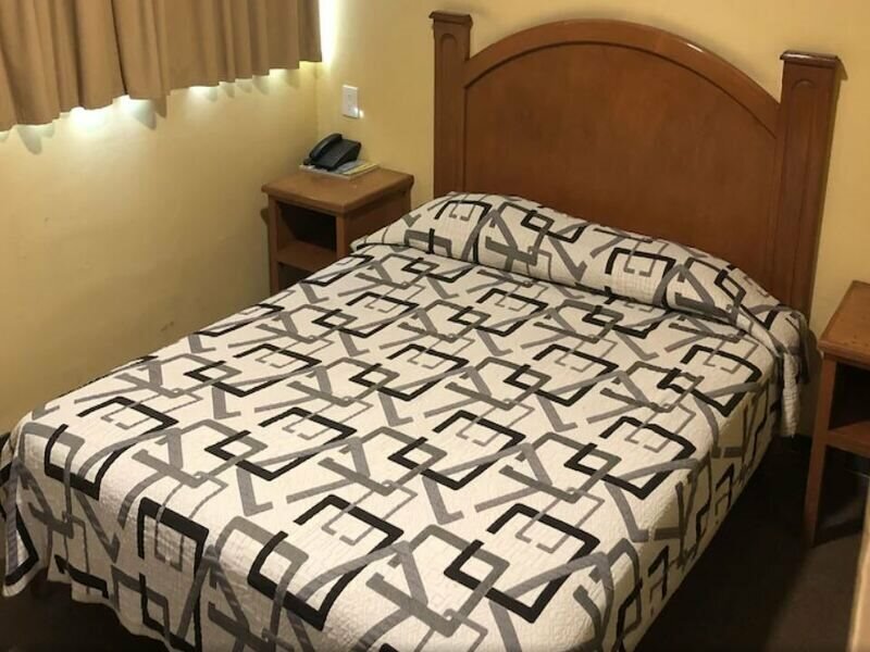 Фото Hotel Villas del Bosque