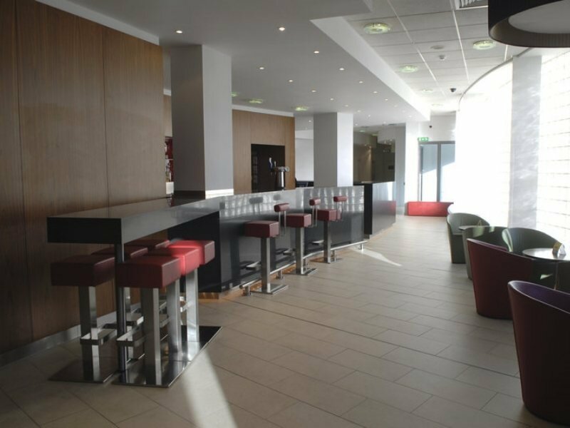 Фото Holiday Inn Express London City, an Ihg Hotel