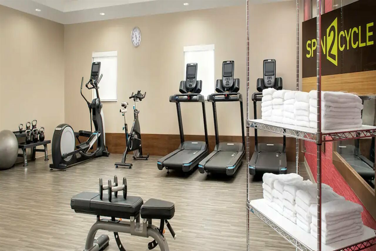 Фото Home2 Suites by Hilton Fort Myers Airport