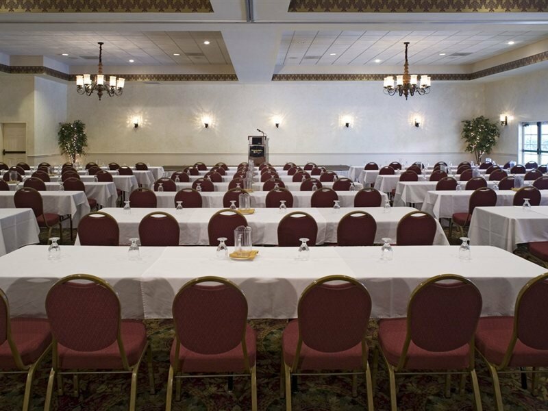 Фото Legacy Resort Hotel & SPA