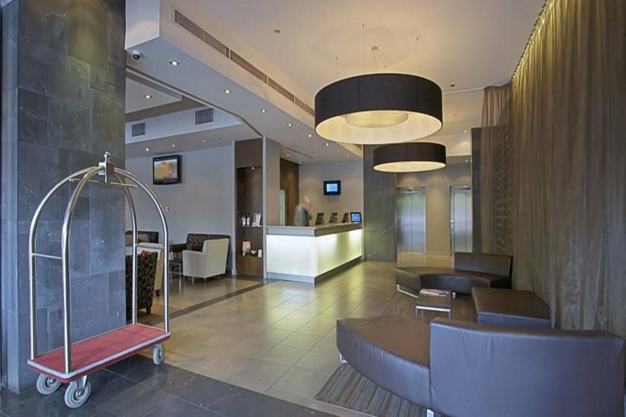 Фото Mantra Hindmarsh Square