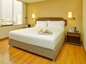 Гостиница Hotel Estelar Miraflores