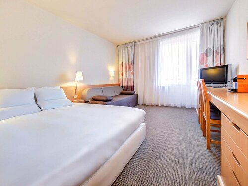 Гостиница Castrum Hotel Székesfehérvár в Секешфехерваре