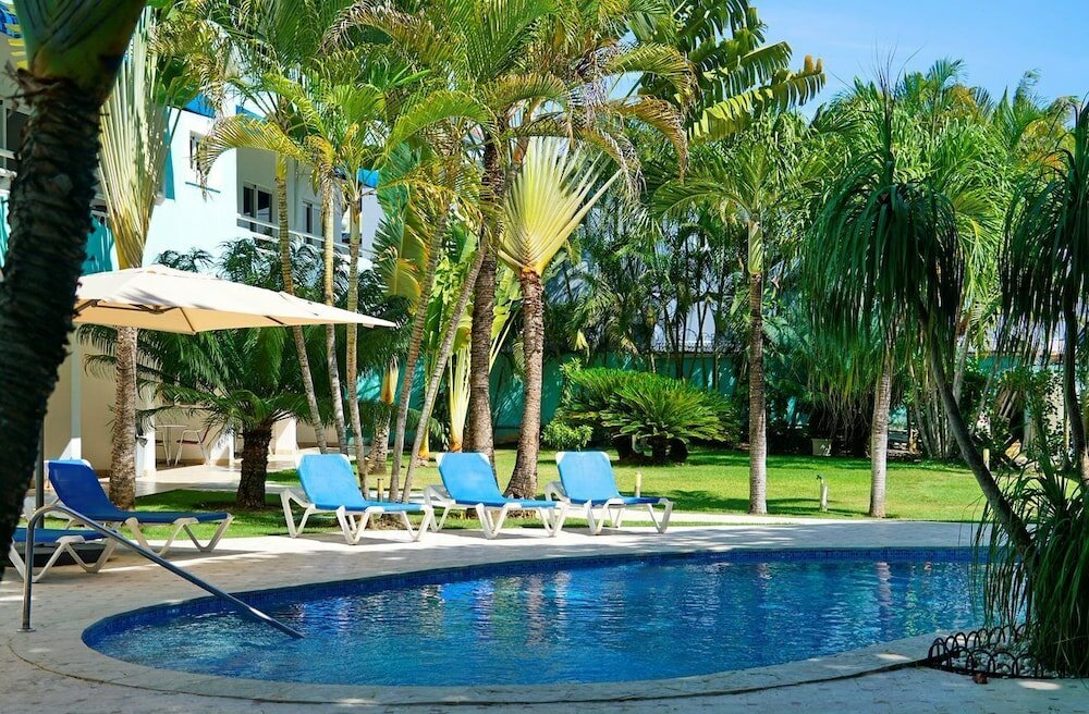 Фото New Garden Hotel