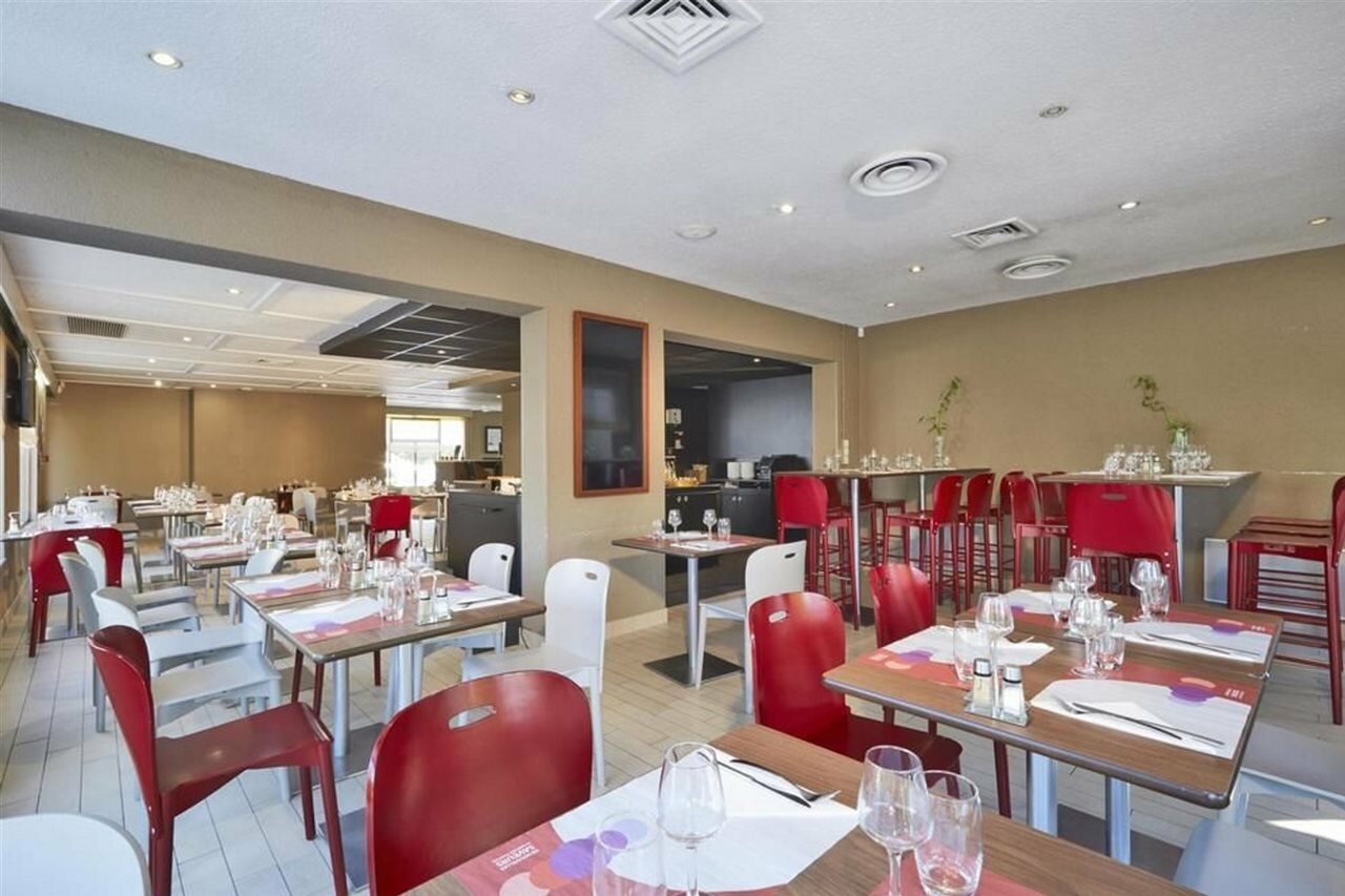 Фото Campanile Lyon Nord