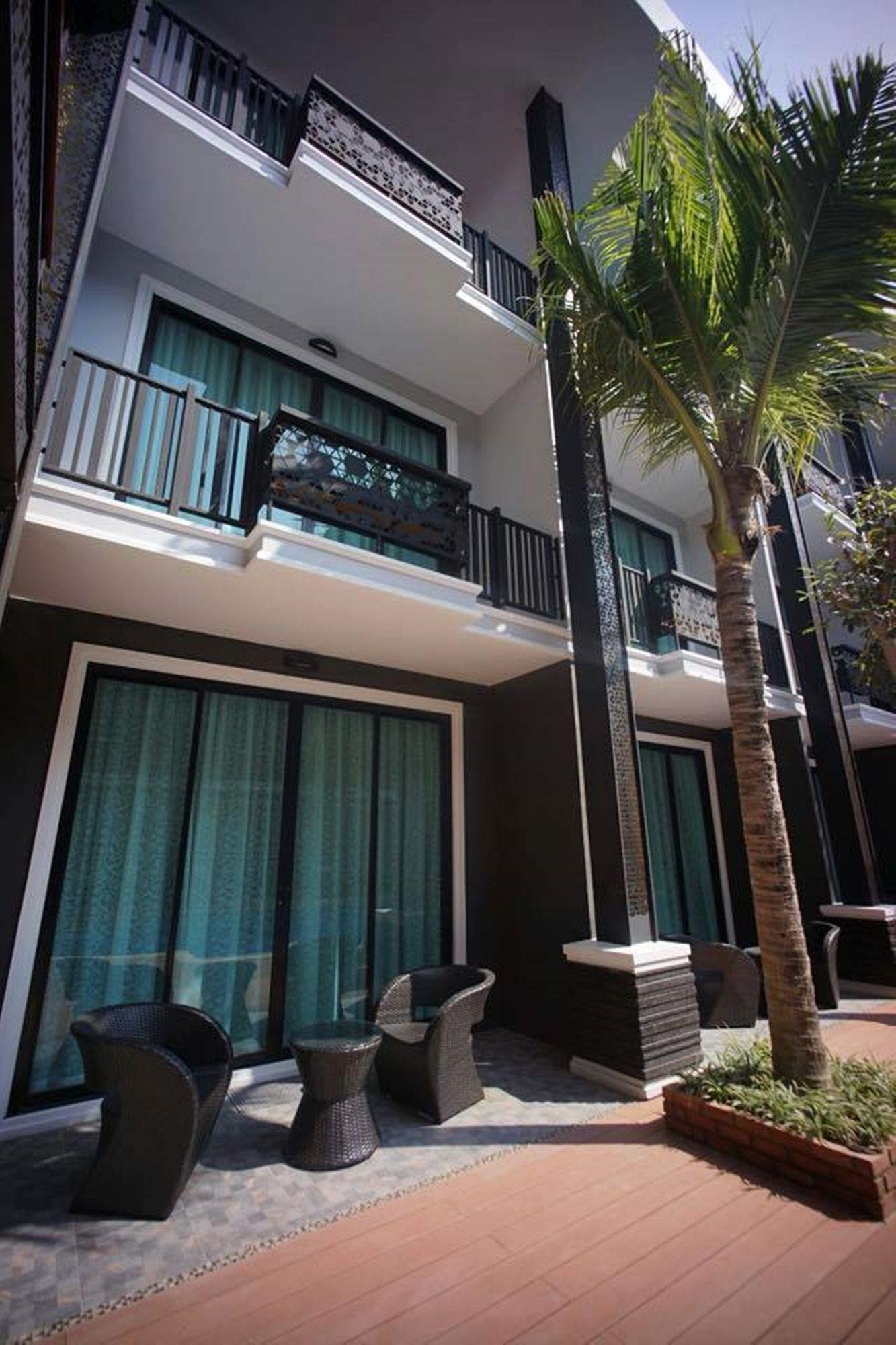 Фото Namthong Nan Hotel