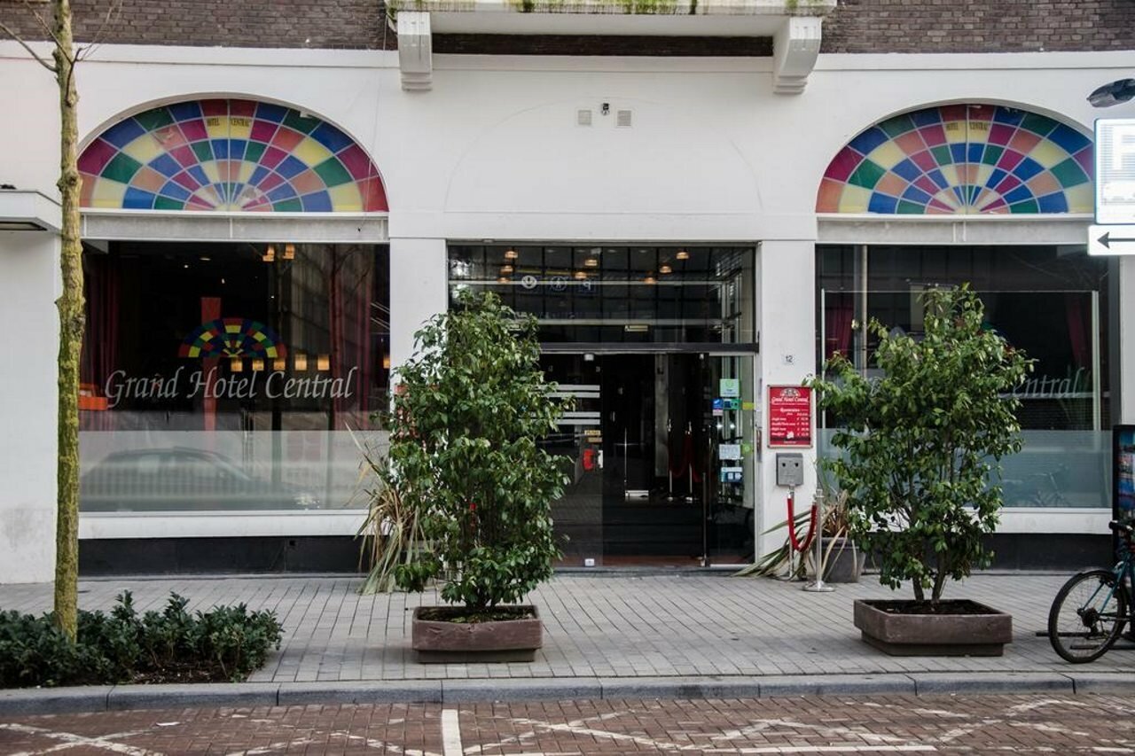 Фото Grand Hotel Central