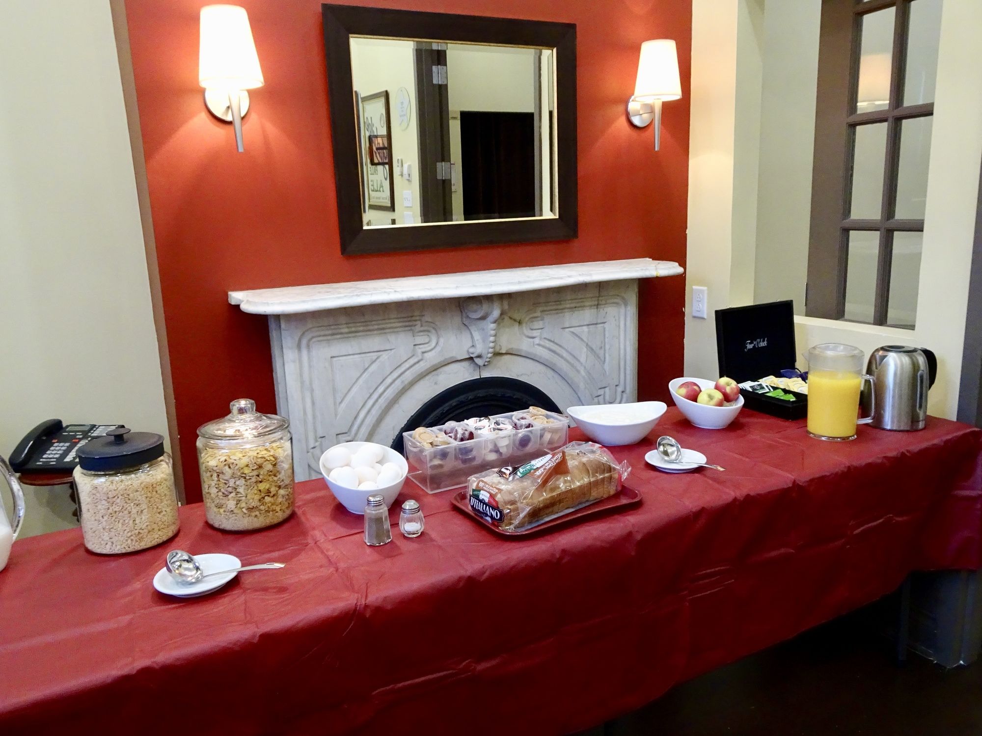 Фото Auberge & Hôtel Montréal Espace Confort