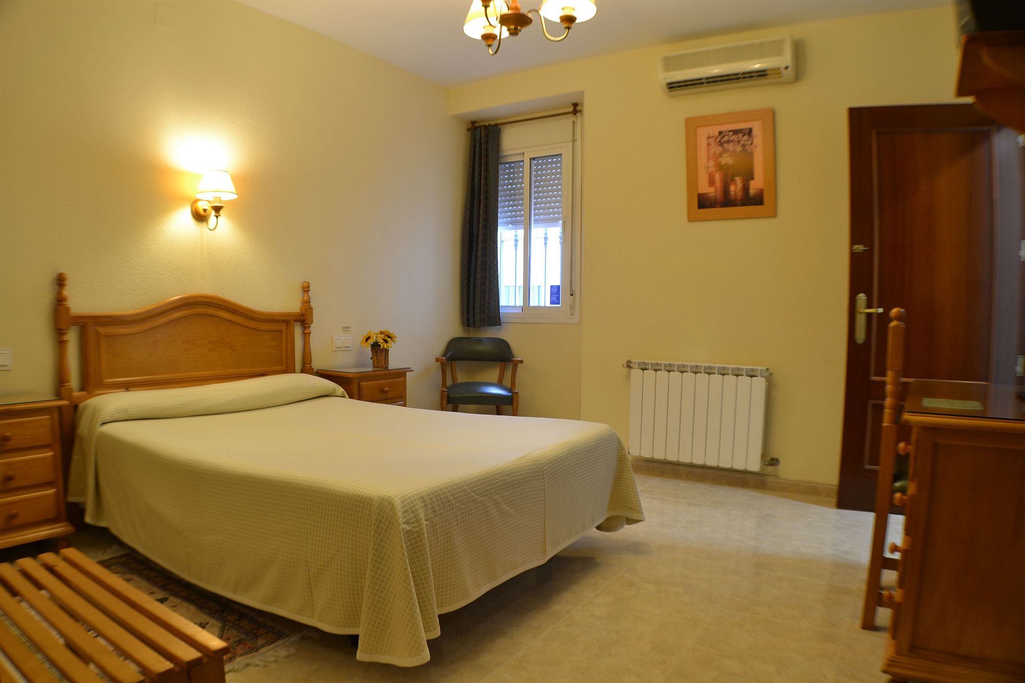 Фото Hotel Sur Málaga